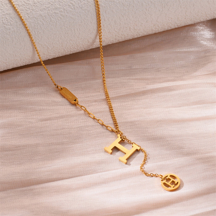 Wholesale Electroplated design with tassel letters, tassel titanium steel necklace, minimalist collarbone chain