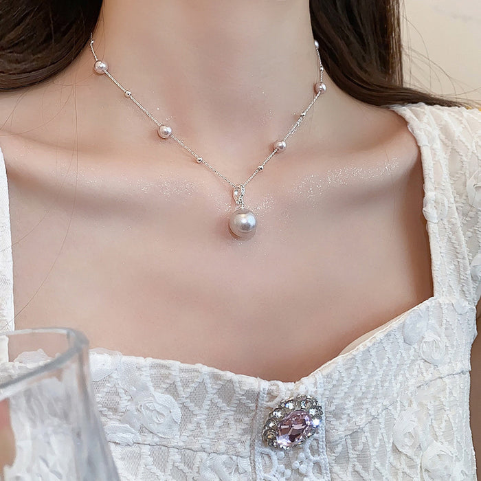 Wholesale Light luxury starry sky pearl necklace, light luxury high-end sweater chain, stylish and versatile collarbone chain accessories