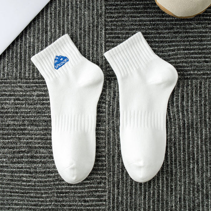 Wholesale Sports Socks Embroidered Mid Barrel Outdoor Sweat Absorbing Breathable Basketball Socks Cotton