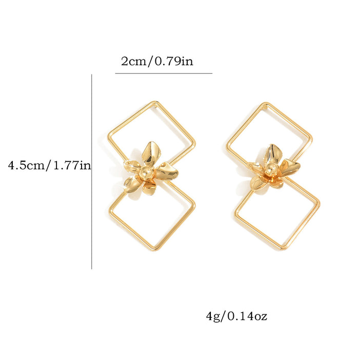 Wholesale Fashionable dangling earrings are elegant, simple, and fashionable. Flower earrings are lightweight and do not fall off the ears
