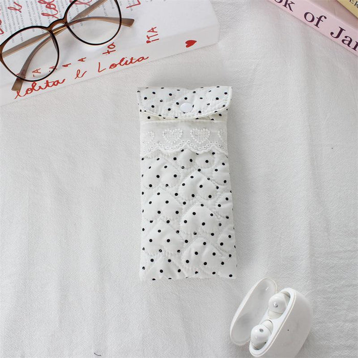 Wholesale Quilted Heart Pattern Glasses Pouch Soft Light Blue Polyester Eyeglass Case With Flap Travel Storage Bag For Sunglasses