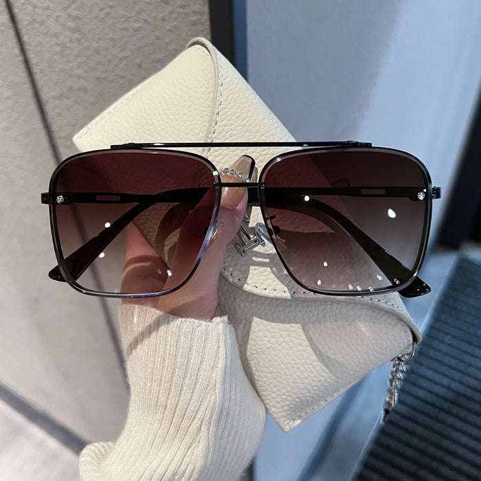 Wholesale New Transparent Blue Sunglasses for Men, Retro Double Beam Driving Sunglasses for Travel, UV Protection