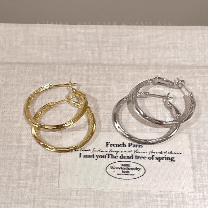 Wholesale Plain ring earrings are niche, light luxury, fashionable, with a high-end temperament and versatile circle earrings