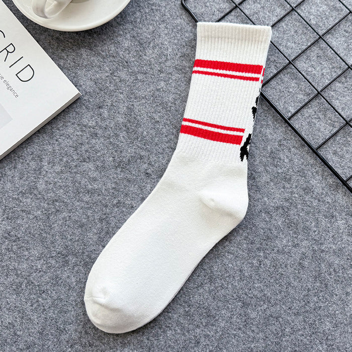 Wholesale Quality men's socks with high thread letters, simple and niche design, mid tube socks, sporty and trendy socks