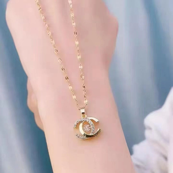 Wholesale Women Necklace Advanced Niche Design Sense Clavicle Chain Pendant