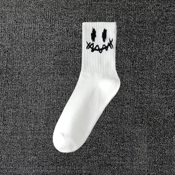 Wholesale men' s deont mid-calf socks black and white cotton socks women' s summer sports basketball socks