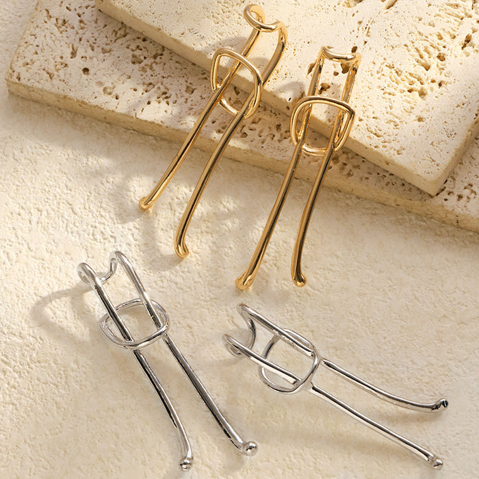 Wholesale European and American fashion minimalist long earrings with exaggerated lines, cool and elegant style. Ear hooks without ear holes and ear clips