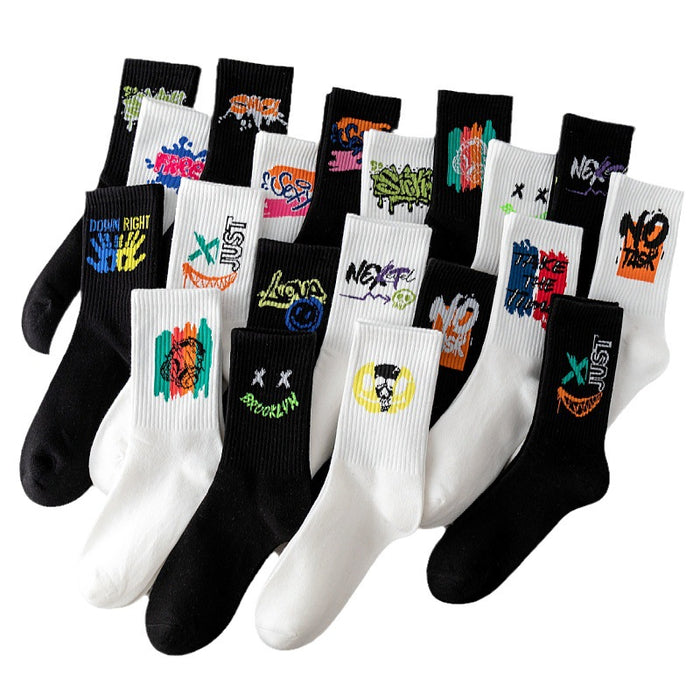 Wholesale 5pcs White socks men' s mid-calf socks autumn and winter basketball socks couple stockings black and white sports socks