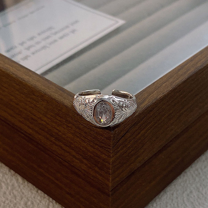 Wholesale Hollow flower ring with versatile design, light luxury and high-end feel