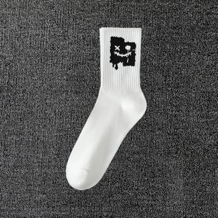 Wholesale men' s deont mid-calf socks black and white cotton socks women' s summer sports basketball socks