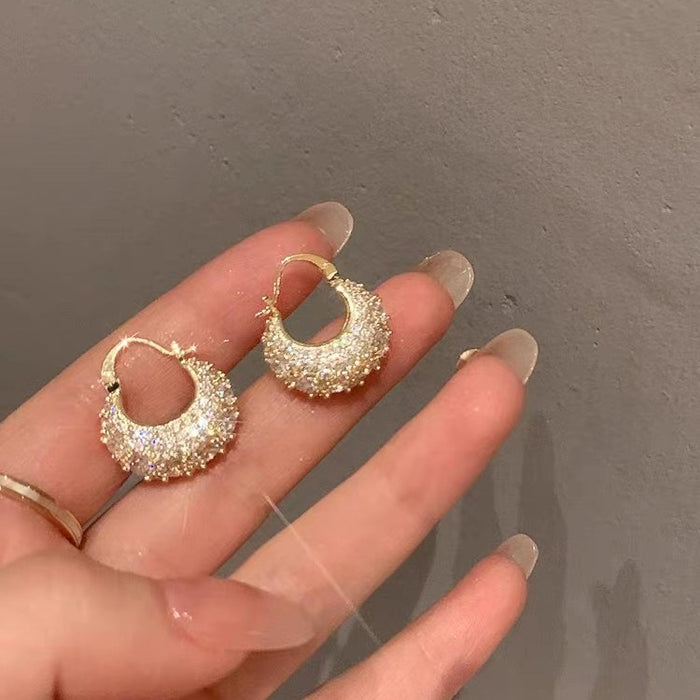 Wholesale Sparkling diamond earrings with niche design, light luxury temperament, earrings pendant