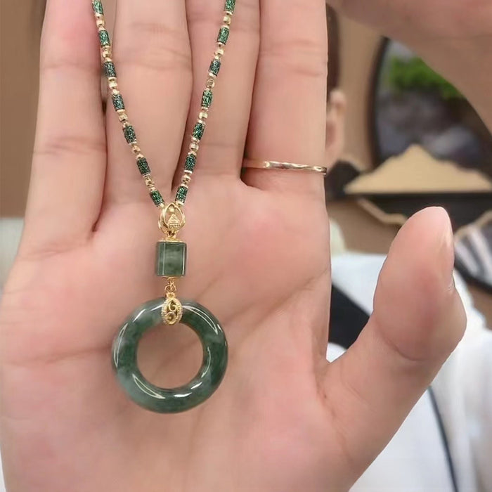 Wholesale  Elegant Pearl Pendant Necklace Women's Jewelry Accessory