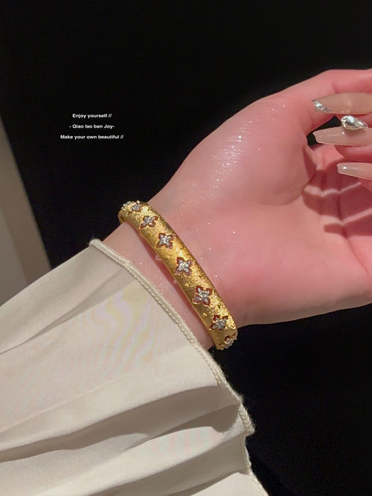 Wholesale Open sparkling diamond woven gold bracelet