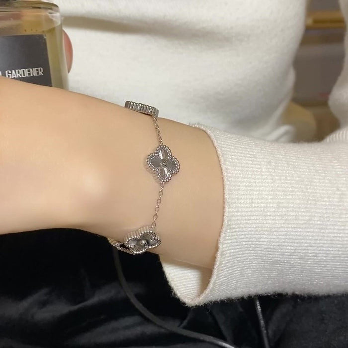 Wholesale Bracelet made of titanium steel with a fashionable temperament and a sense of high-end design. Handmade accessories that are lightweight, luxurious, and versatile