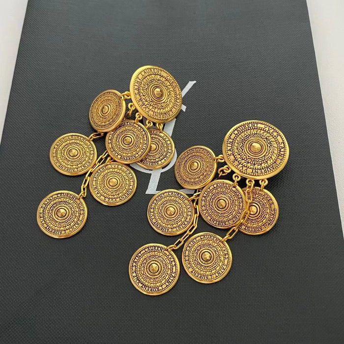 Wholesale Small niche retro round gold coin earrings, simple, fashionable, exaggerated style, medieval large ear clip