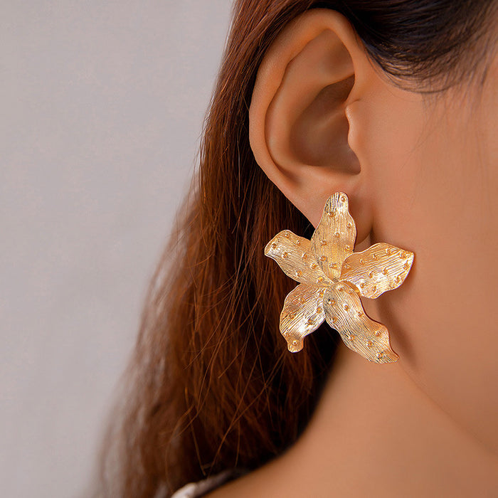 Wholesale Alloy Butterfly Earrings Exaggerated Large Flower Stud