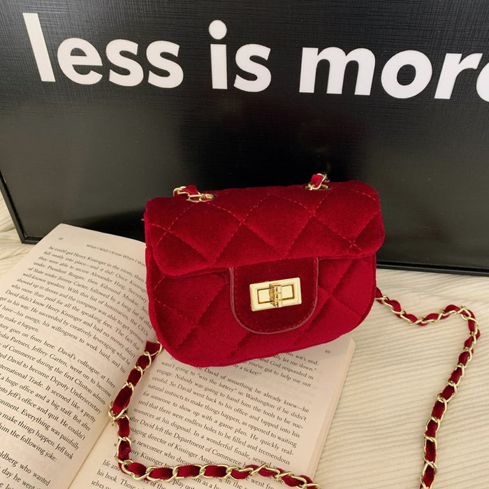 Wholesale Little -style chain crossbody bag,  versatile diamond-patterned leopard print velvet small coin purse for children and babies