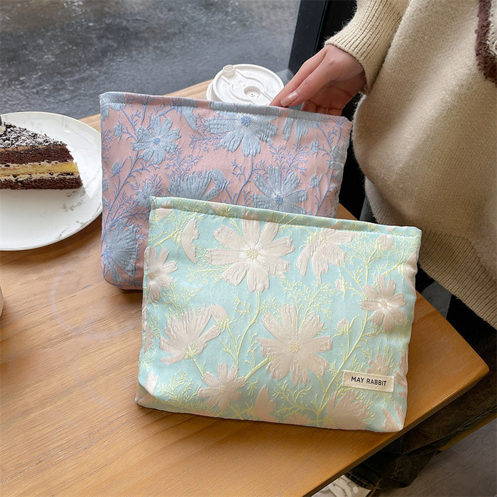 Wholesale Vintage relief makeup bag, large capacity canvas bag, inner liner bag