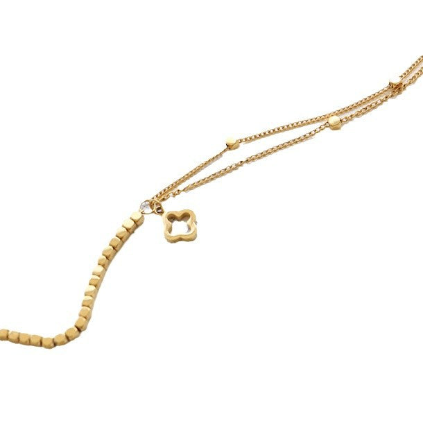 Wholesale Light luxury four leaf clover titanium steel bracelet for girls with fashionable temperament, semi spliced new exquisite bracelet