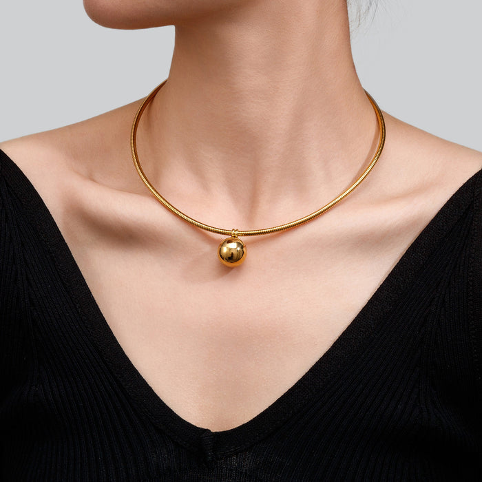 Wholesale 2pcs Heart-shaped choker hollow round snake chain magnetic opening stainless steel necklace