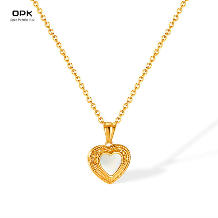 Wholesale Vintage necklace with stainless steel peach heart temperament and heart-shaped collarbone chain