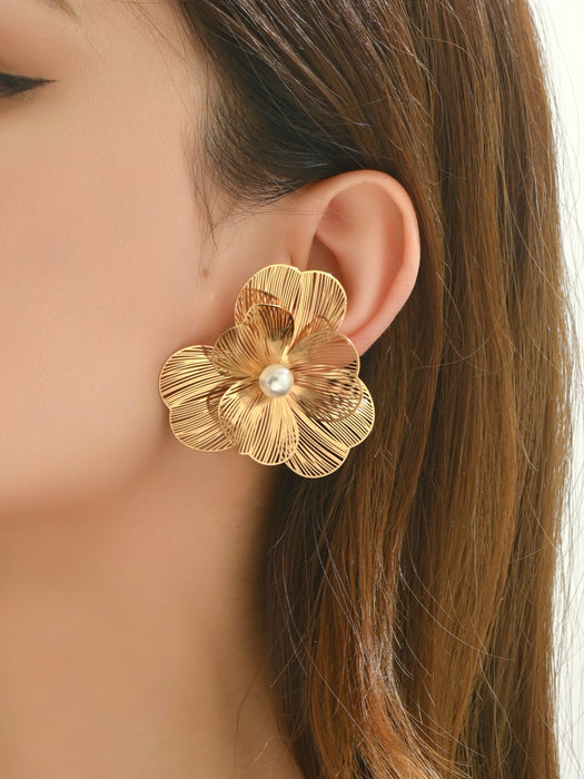 Wholesale Zinc Alloy Butterfly Hoop Earrings Pink Multi-Layer Hollow Design Jewelry Accessory MOQ≥2