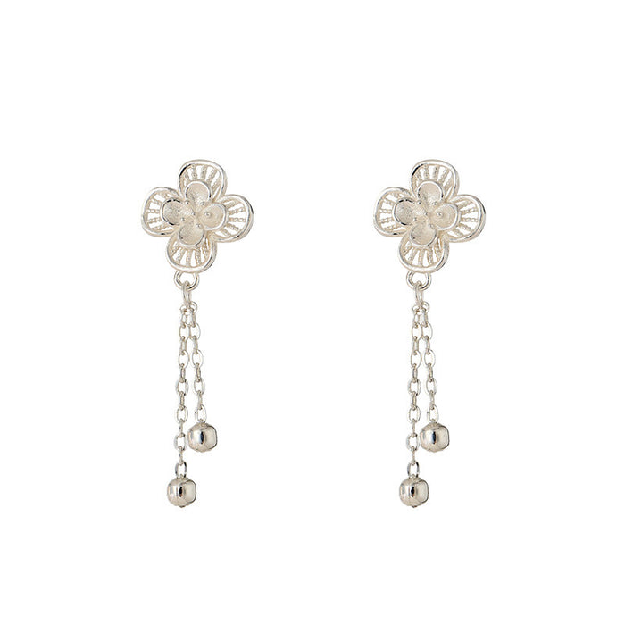 Wholesale Hollow flower tassel earrings, fashionable lucky clover earrings