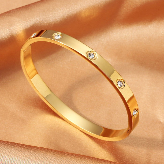Wholesale Sophisticated &  Elegant: Light Luxury Titanium Steel Bangle