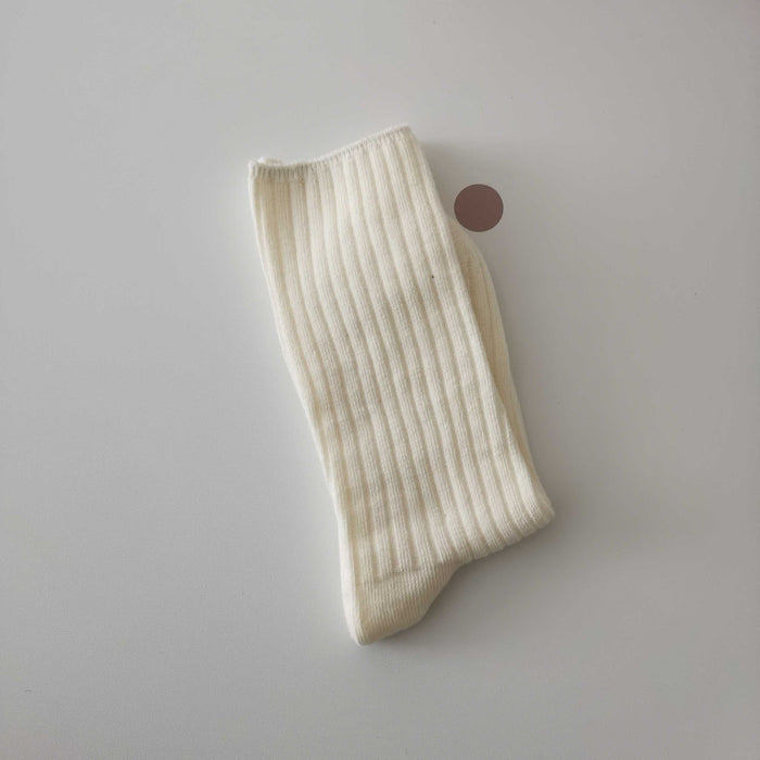Wholesale Socks with cute vertical stripes