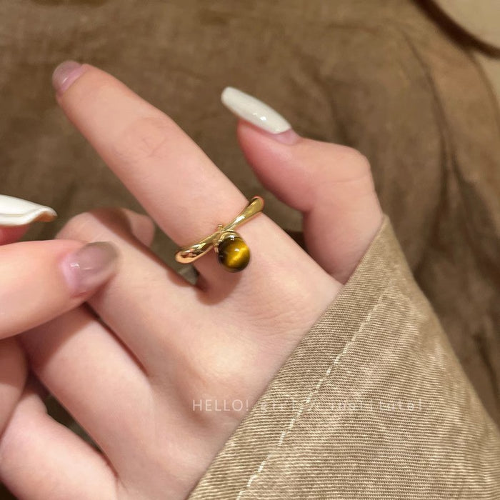 Wholesale Vintage gold ring, new high-end design, niche design, light luxury bracelet