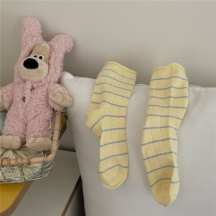 Wholesale Curled edge fine stripe mid tube socks, soft socks, stacked socks