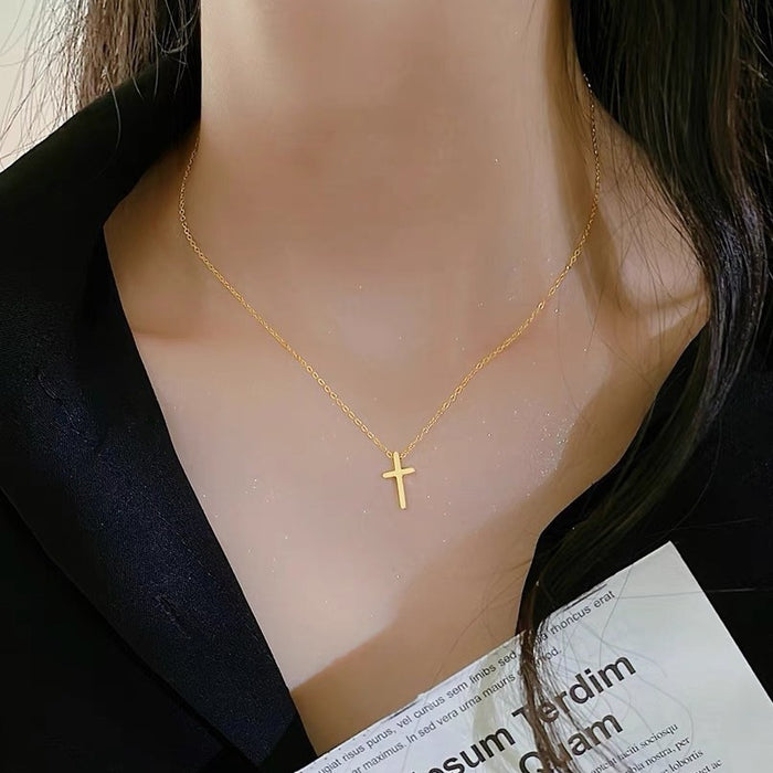 Wholesale Cross necklace popular 18K gold pendant clavicle chain necklace titanium steel