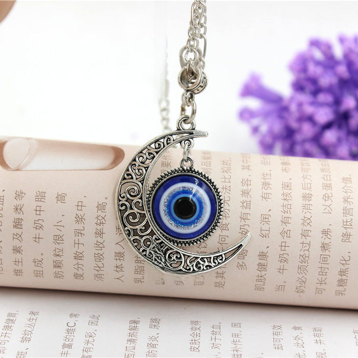 Wholesale Blue Eye Necklace Alloy Moon Necklace Pendant Jewelry Lucky Fashion
