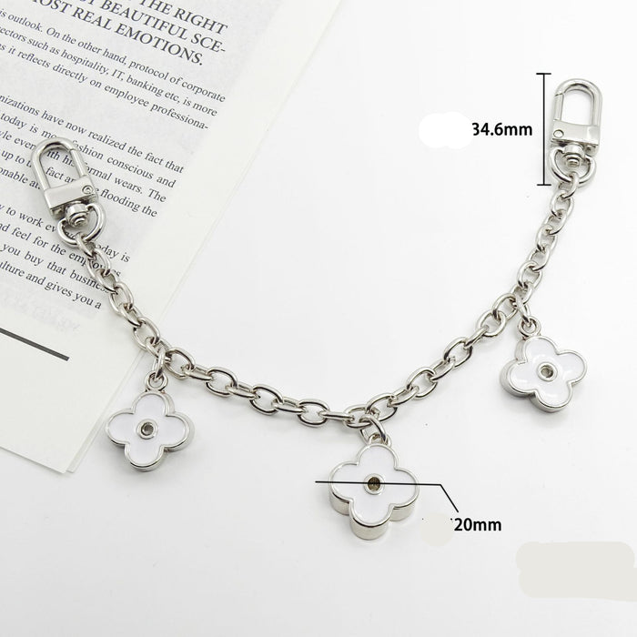Wholesale Metal four-leaf clover extension chain metal keychain