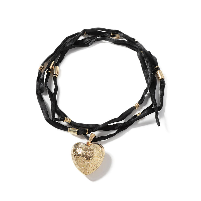 Wholesale three-dimensional relief love pendant long fabric trend necklace fashion