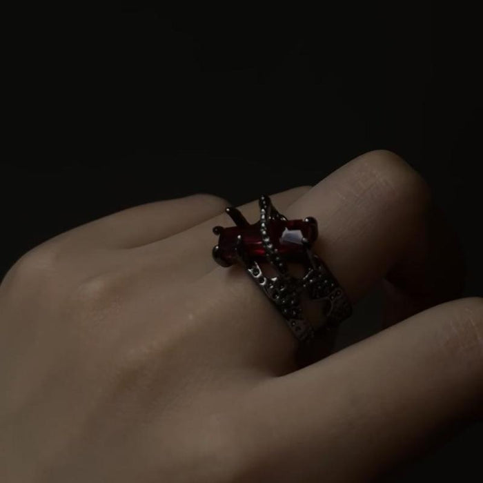 Wholesale New pure silver black and red gemstone light luxury high-end punk retro unisex open ring