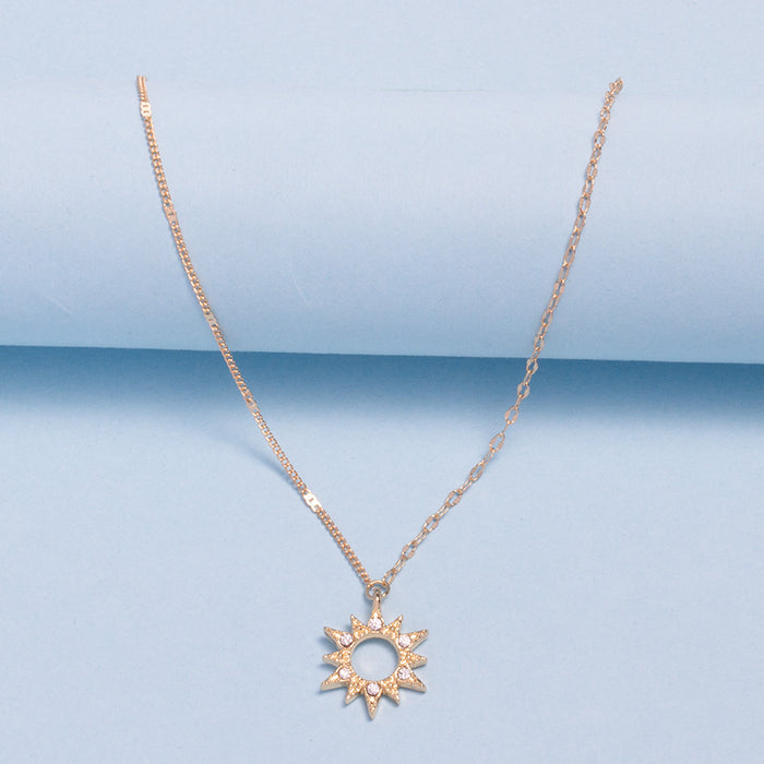 Wholesale New accessory design with diamond studded sunflower necklace, fashionable street photography, collarbone chain