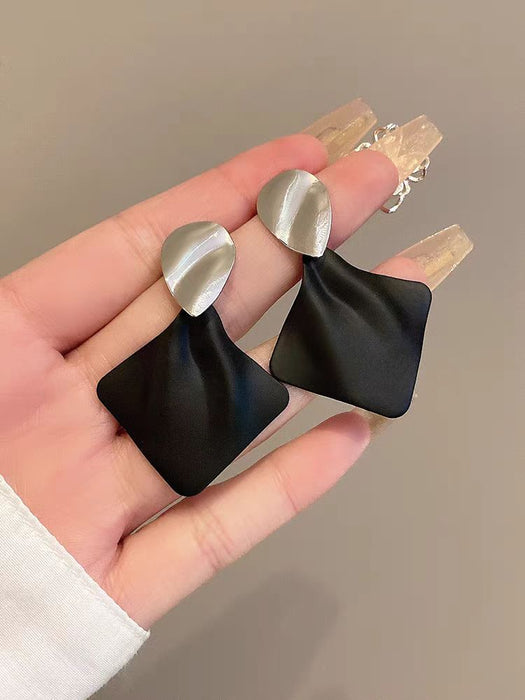 Wholesale Silver Needle Diamond Earrings Popular Earrings Niche Design Unique Earrings