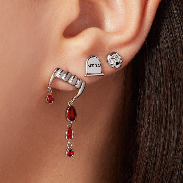 Wholesale  vampire fang necklace,  bloody teeth earrings,  women' s ring,  gold-plated jewelry set