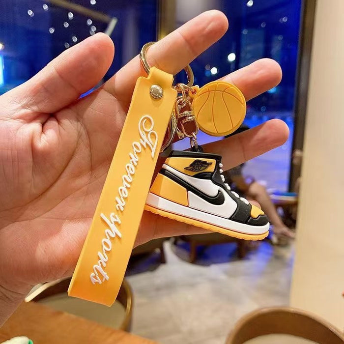 Wholesale Creative simulation model keychain pendant, mini car keychain bag decoration