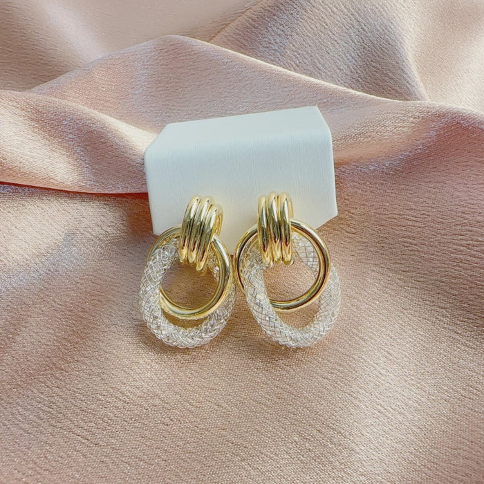 Wholesale Light luxury design, niche silver needle earrings, irregular high-end fashion earrings wholesale