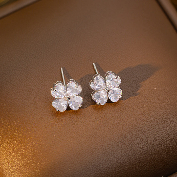 Wholesale Copper-set zircon four-leaf clover colored Titanium steel pendant necklace and earring set