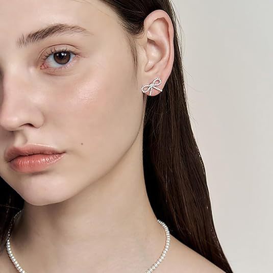 Wholesale Fashionable and cute earrings with versatile personality, compact and exquisite diamond studded bow earrings