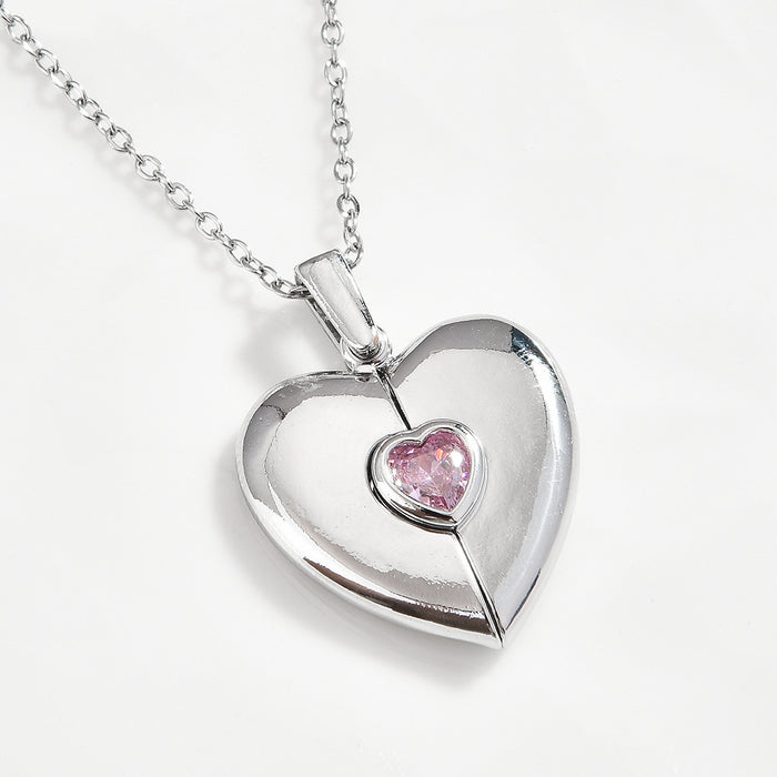 Wholesale Openable heart-shaped gemstone necklaces