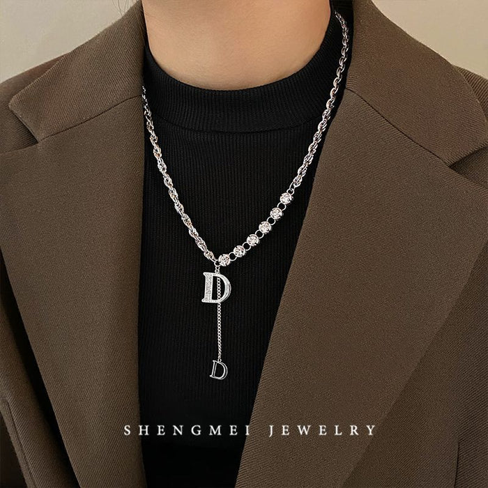 Wholesale Sweater chain, trendy necklace, light luxury, niche, high-end, long style, paired with base shirt accessories