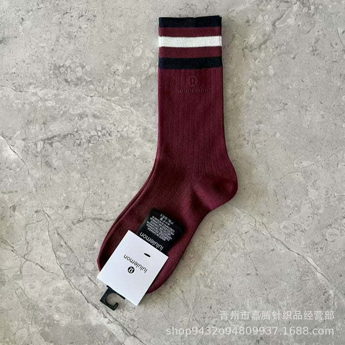 Wholesale Mid length socks versatile pile socks