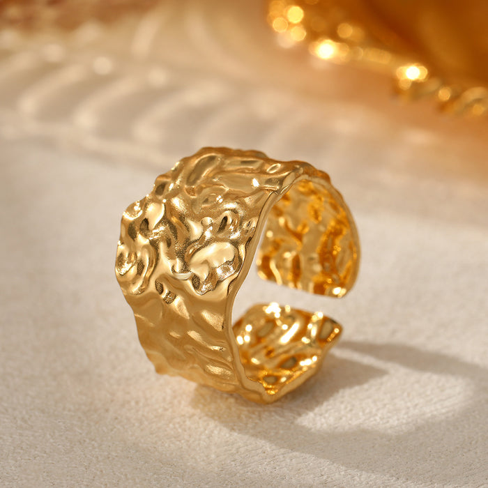 Wholesale Stainless steel ring with fashionable and minimalist style, geometric hollow opening and hand decoration ring