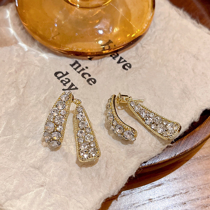 Wholesale Exquisite temperament full of diamond droplets earrings, niche design, fashionable earrings, light luxury earrings wholesale