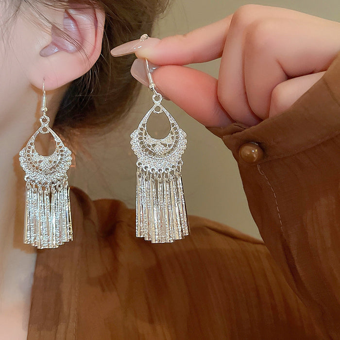 Wholesale Silver Needle Diamond Crystal Diamond Tassel Earrings High Sense Earrings Ethnic Style Retro Earrings