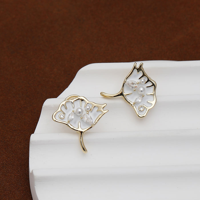 Wholesale Earless hole mosquito coil, ear clip, female niche design, drip oil earrings, high-end ear accessories